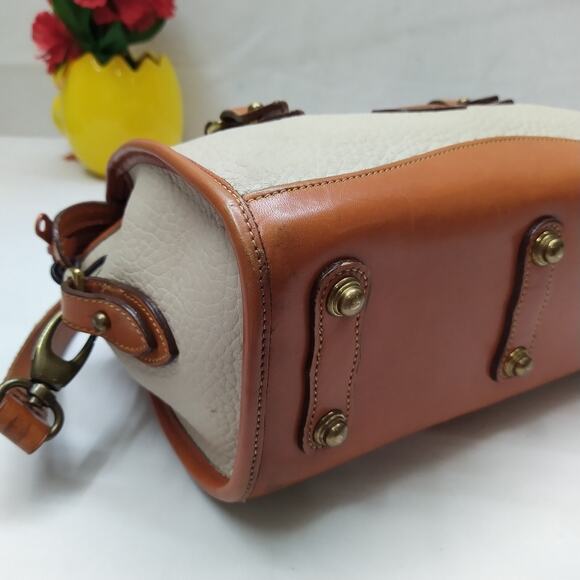 Dooney & Bourke Ivory Pebbled Leather Double Handle Satchel Bag -VTG Made in USA - Picture 15 of 16